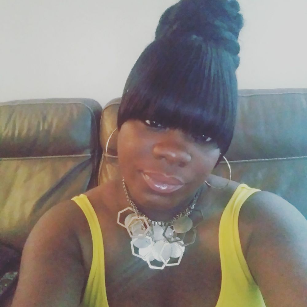 Meet your Posher, Yashika